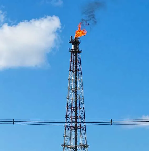 Sistema de flare em unidade industrial